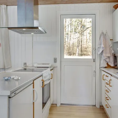 Mikkelina - 700m From The Sea By Interhome